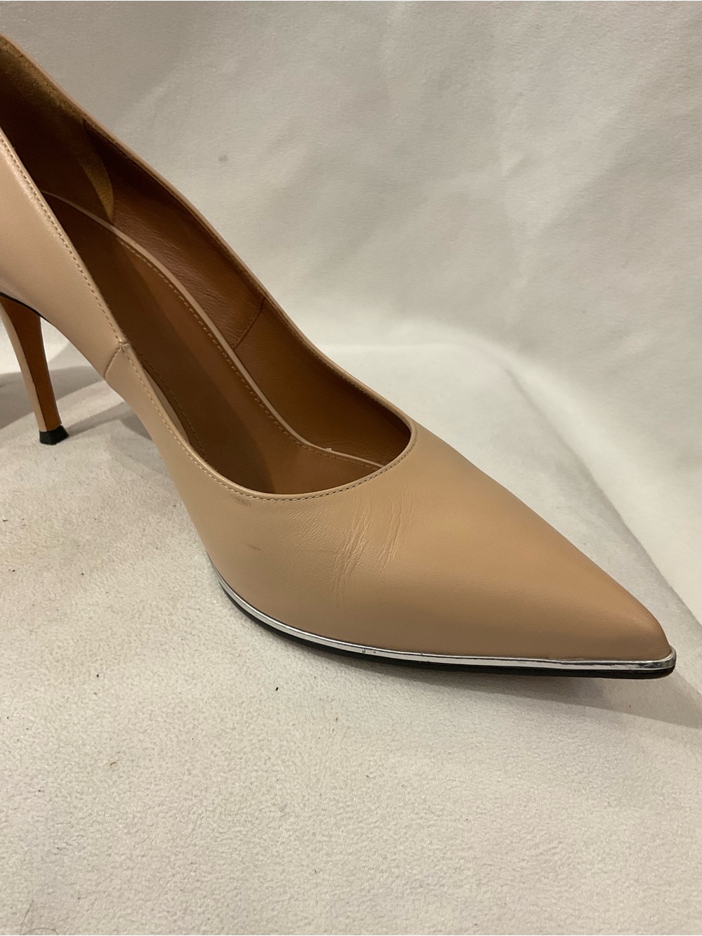 Givenchy Pumps - Picture 3 of 7